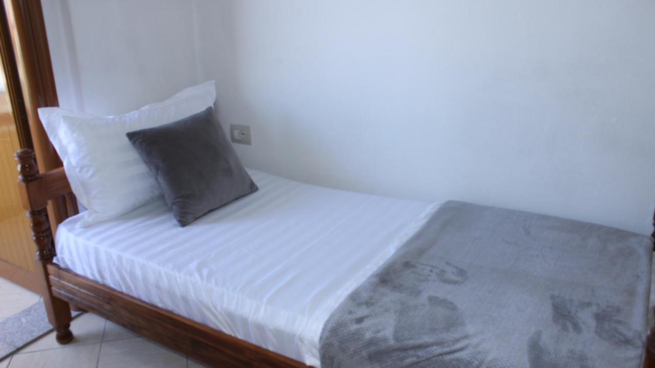 טיראנה Deni'S Family Apartment In New Blvd מראה חיצוני תמונה
