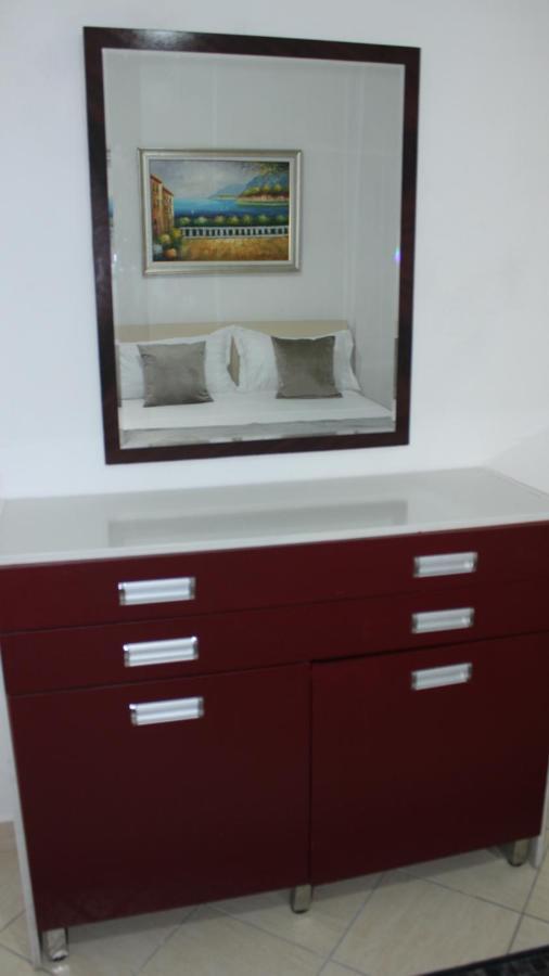 טיראנה Deni'S Family Apartment In New Blvd מראה חיצוני תמונה